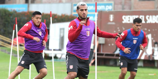 Segundo día de trabajos en el microciclo de la Selección Peruana