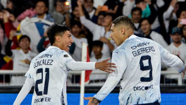 Paolo Guerrero anotó en la victoria de LDU de Quito ante Independiente del Valle