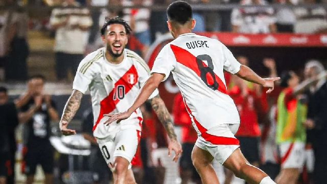 La selección peruana comandado por Jorge Fossati derrotó 4-1 a República Dominicana  