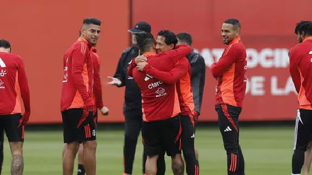 Gianluca Lapadula se suma a los entrenamientos de la Selección Peruana de cara a los amistosos internacionales
