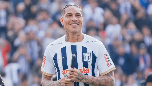 Paolo Guerrero fue presentado en Alianza Lima a lo grande ante un Matute lleno